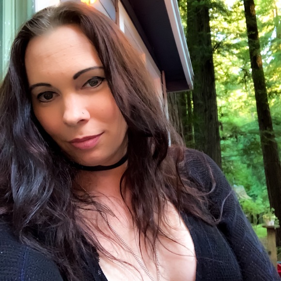 Meet your Posher, Gamora. - Picture 2 of 5